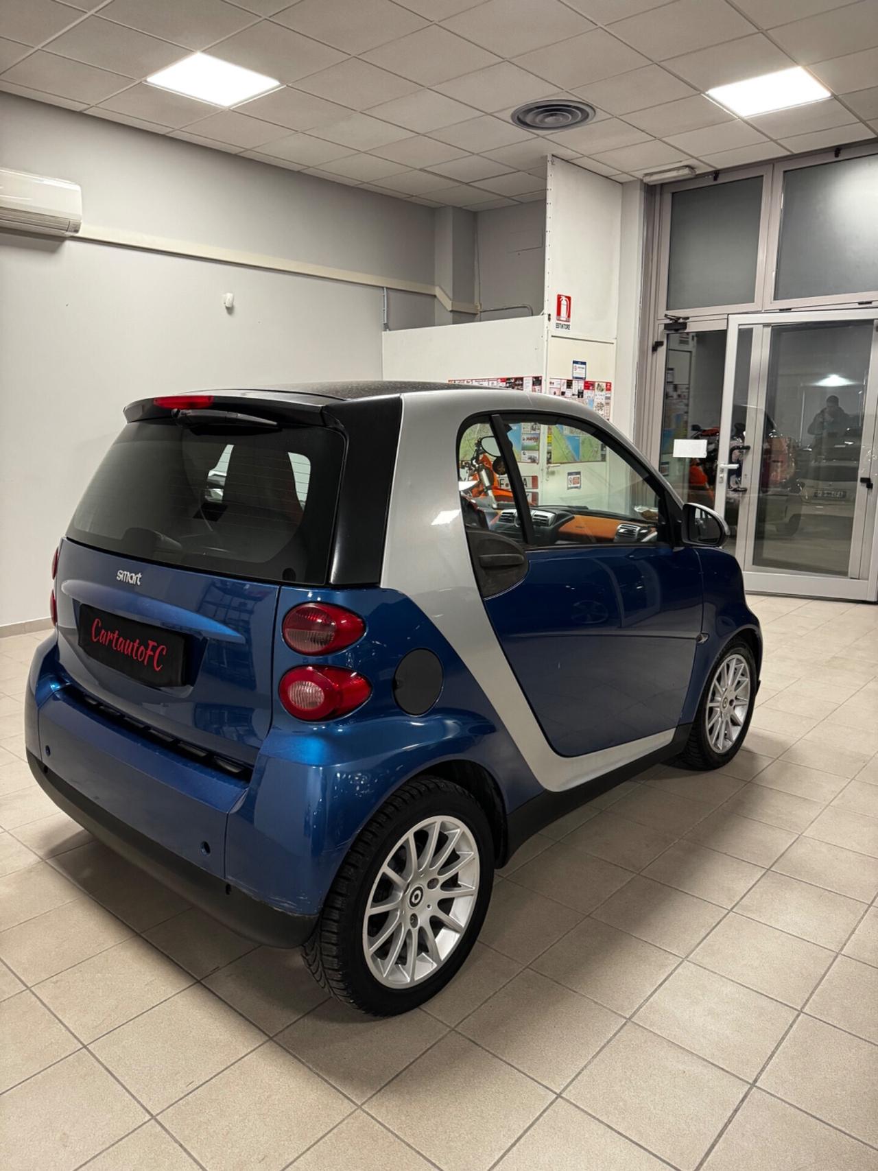 Smart ForTwo 1.0 mhd 71cv coupé