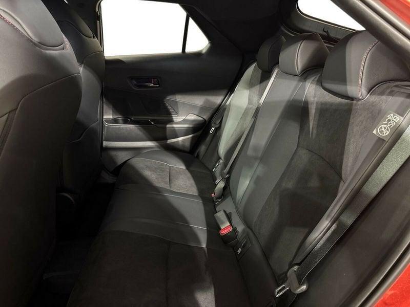 Toyota C-HR 2.0 PHEV E-CVT GR Sport