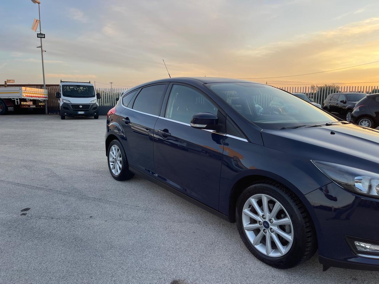 FORD FOCUS 1.5 TDCI BERLINA TITANIUM FULL MY17