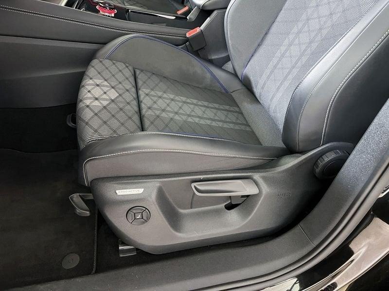 Volkswagen Tiguan Tiguan 2.0 tdi R-Line 150cv dsg