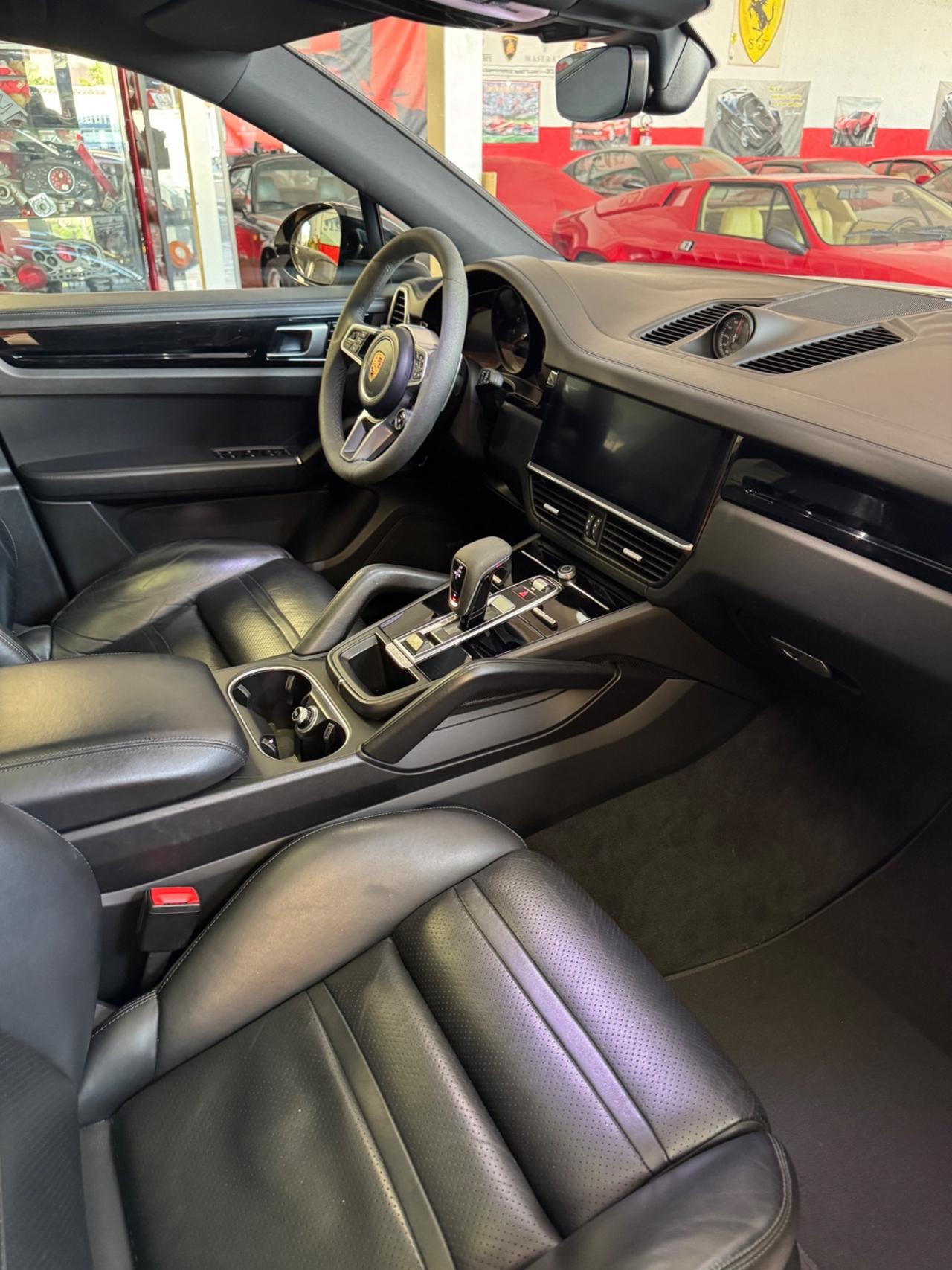 Porsche Cayenne Coupe 3.0 V6 PERMUTE