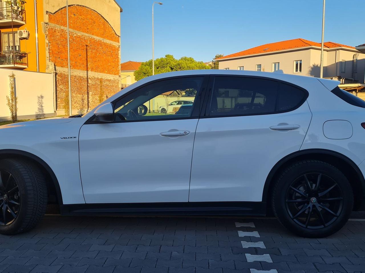Alfa Romeo Stelvio 2.2 veloce Business #7202