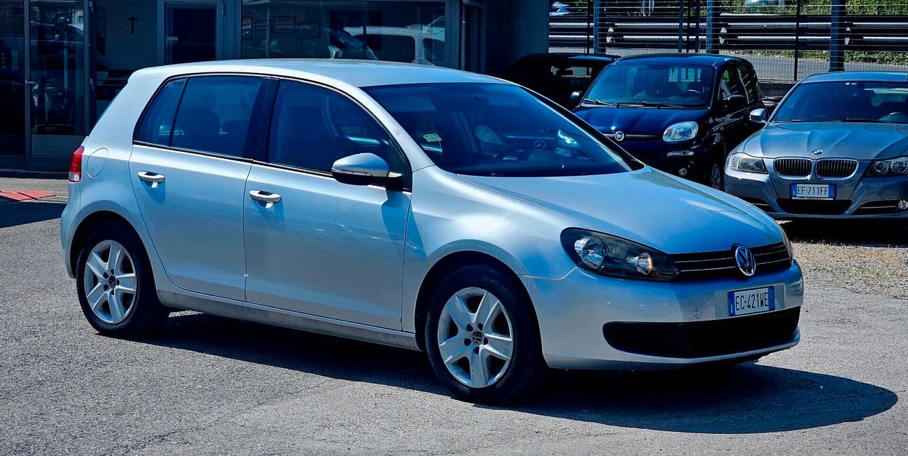 Volkswagen Golf 1.6 TDI DPF 5p. Highline