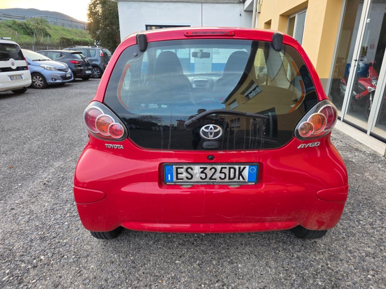 Toyota Aygo 1.0 12V VVT-i 3 porte Active Connect
