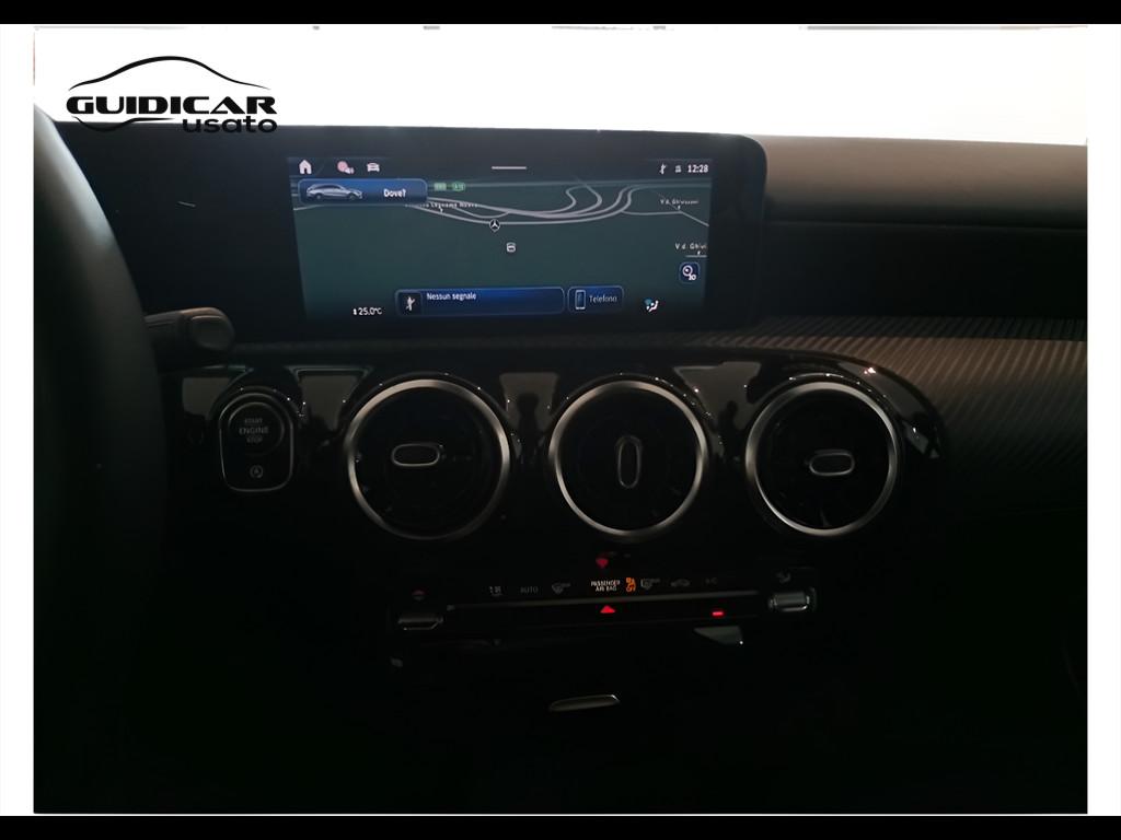 Mercedes-Benz CLA Sh.Brake - X118 2023 - CLA Shooting Brake 180 d Advanced auto