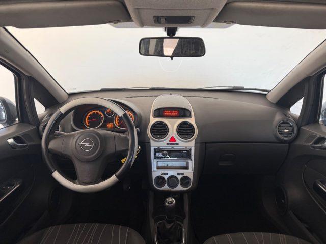 OPEL Corsa 1.2 5 porte Cosmo