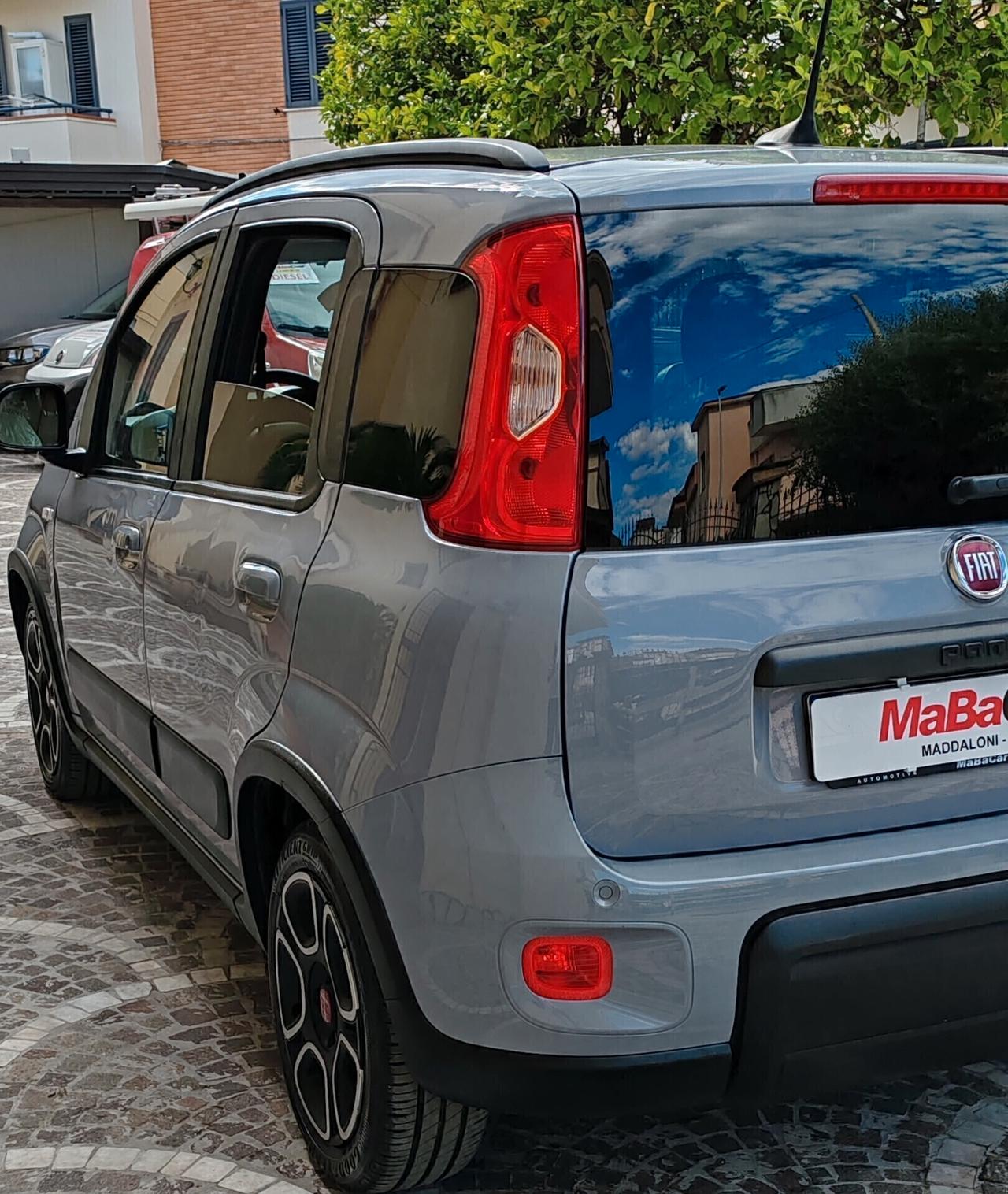 Fiat Panda 1.0 hybrid 69cv entra