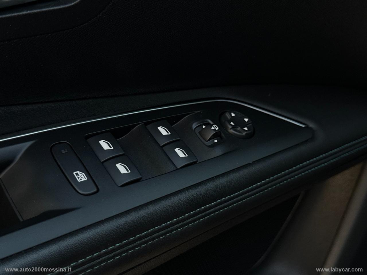 PEUGEOT 3008 BlueHDi 130 S&S EAT8 Allure Pack