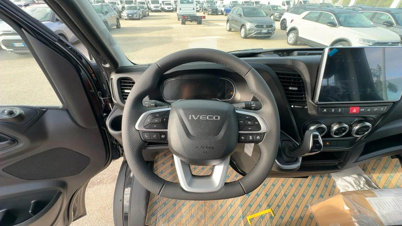 Iveco Daily 35S18 D.Cab 6Posti 3.0d 176cv