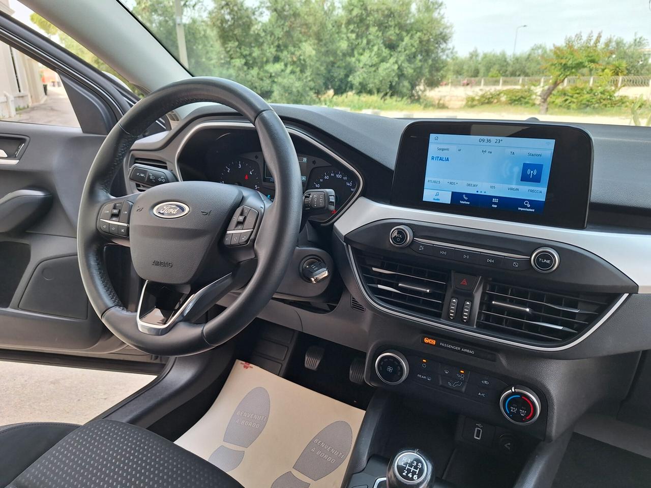 Ford NEW Focus 1.5 TDCi BERLINA CARPLAY 2018