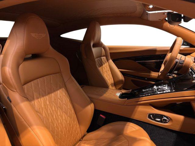 ASTON MARTIN DB12 V8 Coupé