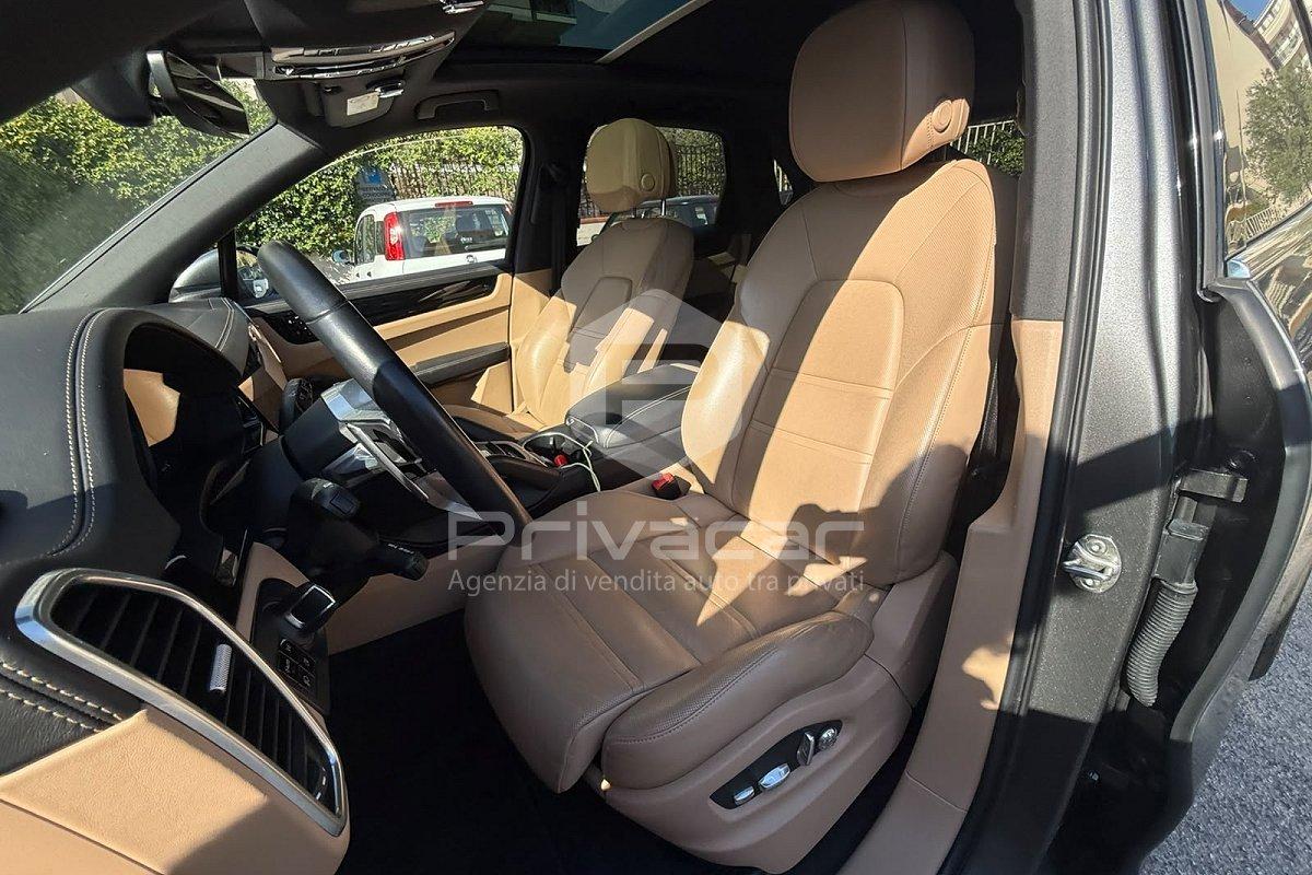 PORSCHE Cayenne 3.0 V6 E-Hybrid
