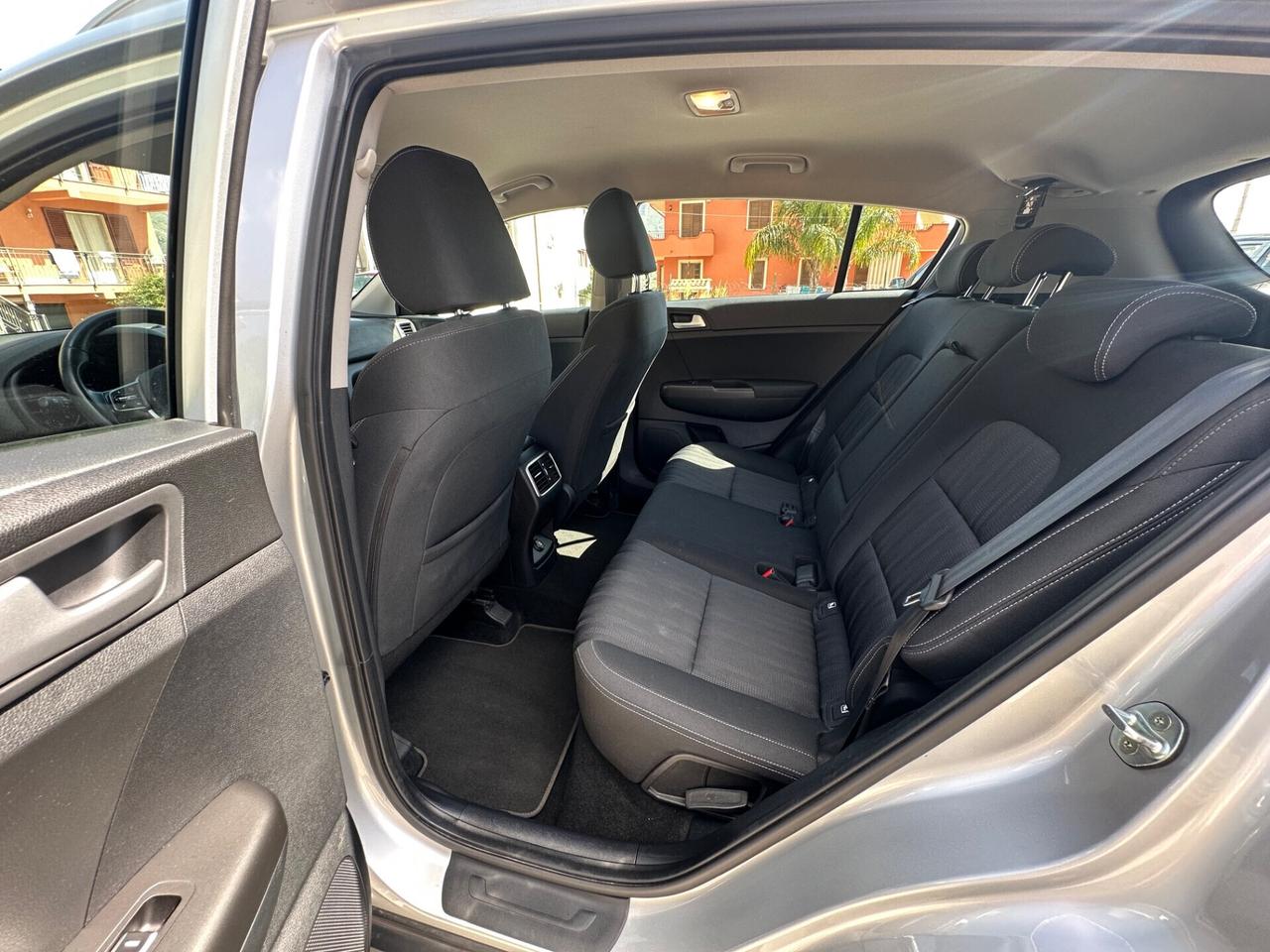 Kia Sportage 1.6 Mild Hybrid Auto – 5 Anni Garanzia – 2022”