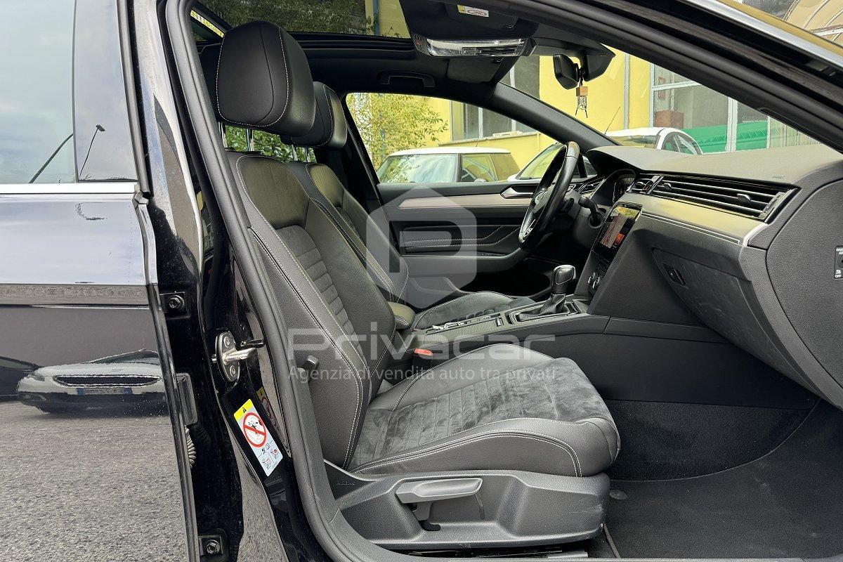 VOLKSWAGEN Passat Variant 2.0 TDI SCR 190 CV 4MOTION DSG Executive BMT