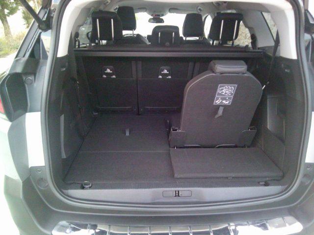 PEUGEOT 5008 BlueHDi 130 S&S Crossway