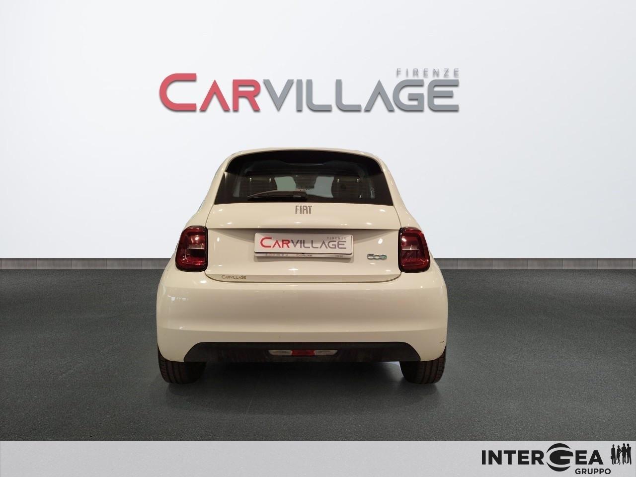 FIAT 500e 23,65 kWh Action