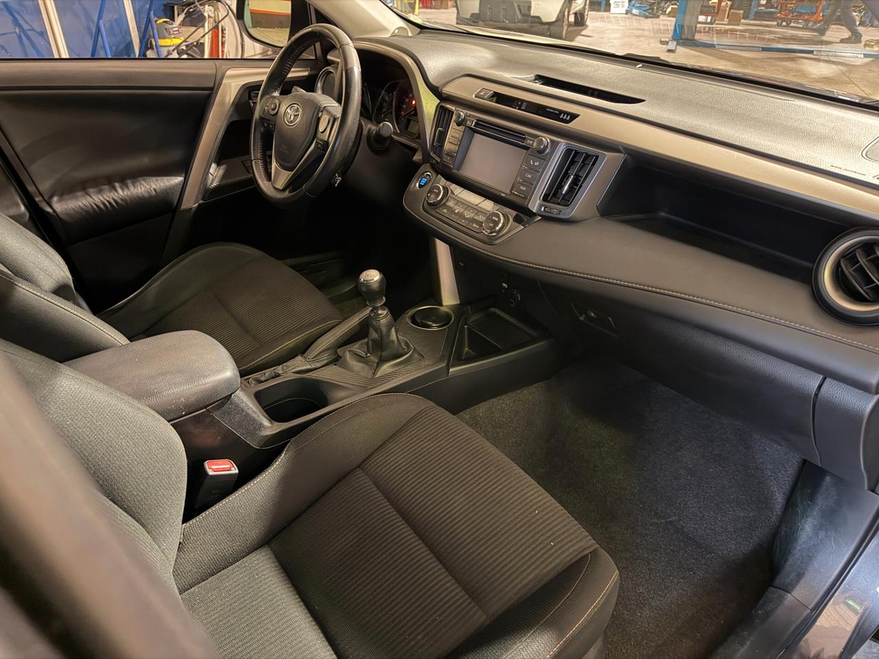 Toyota RAV 4 RAV4 2.2 D-4D 4WD Lounge