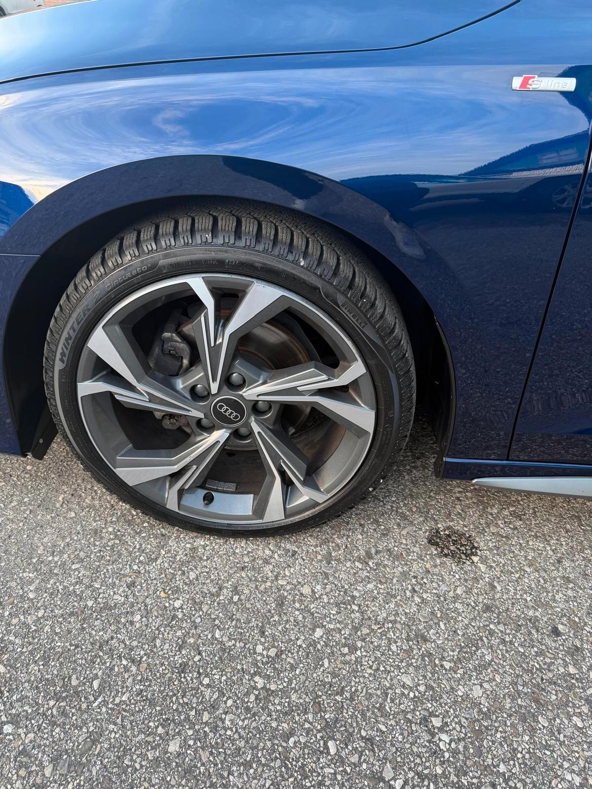 Audi A3 SPB 35 TDI S tronic line edition TETTO APRIBILE INTERNI PELLE E ALCANTARA S-LINE