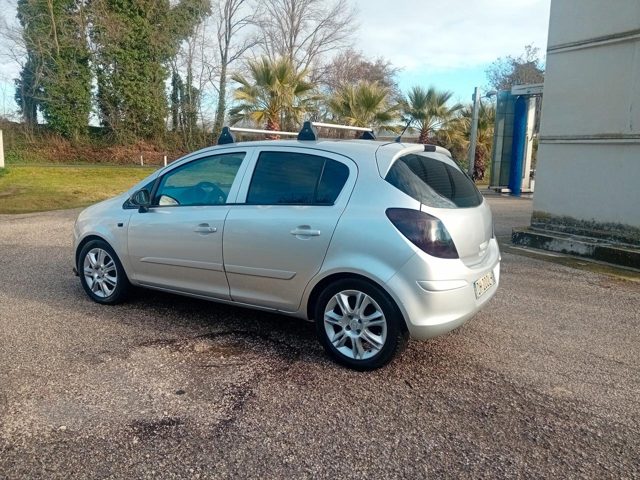 Opel Corsa 1.2 5 porte 2007