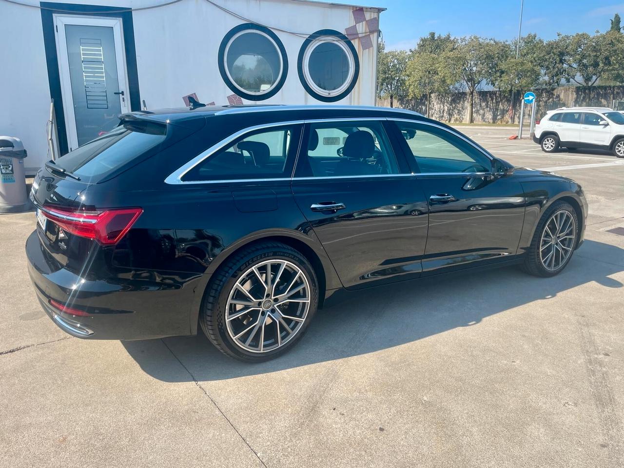 Audi A6 Avant 45 3.0 TDI quattro ultra S tronic Business