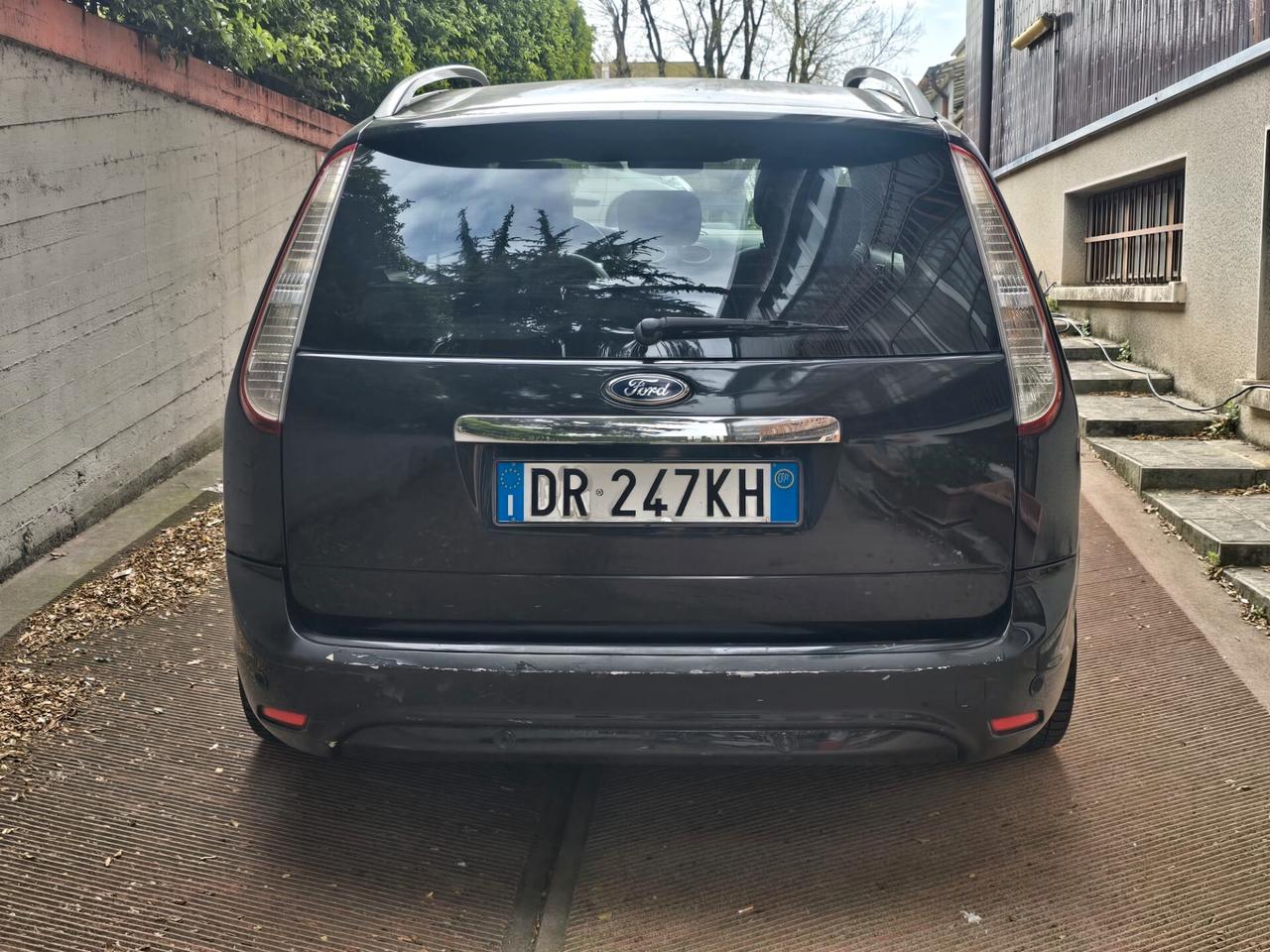 Ford Focus 1.6 TDCi (110CV) SW Tit. DPF - UNICO PROPRIETARIO TETTO APRIBILE