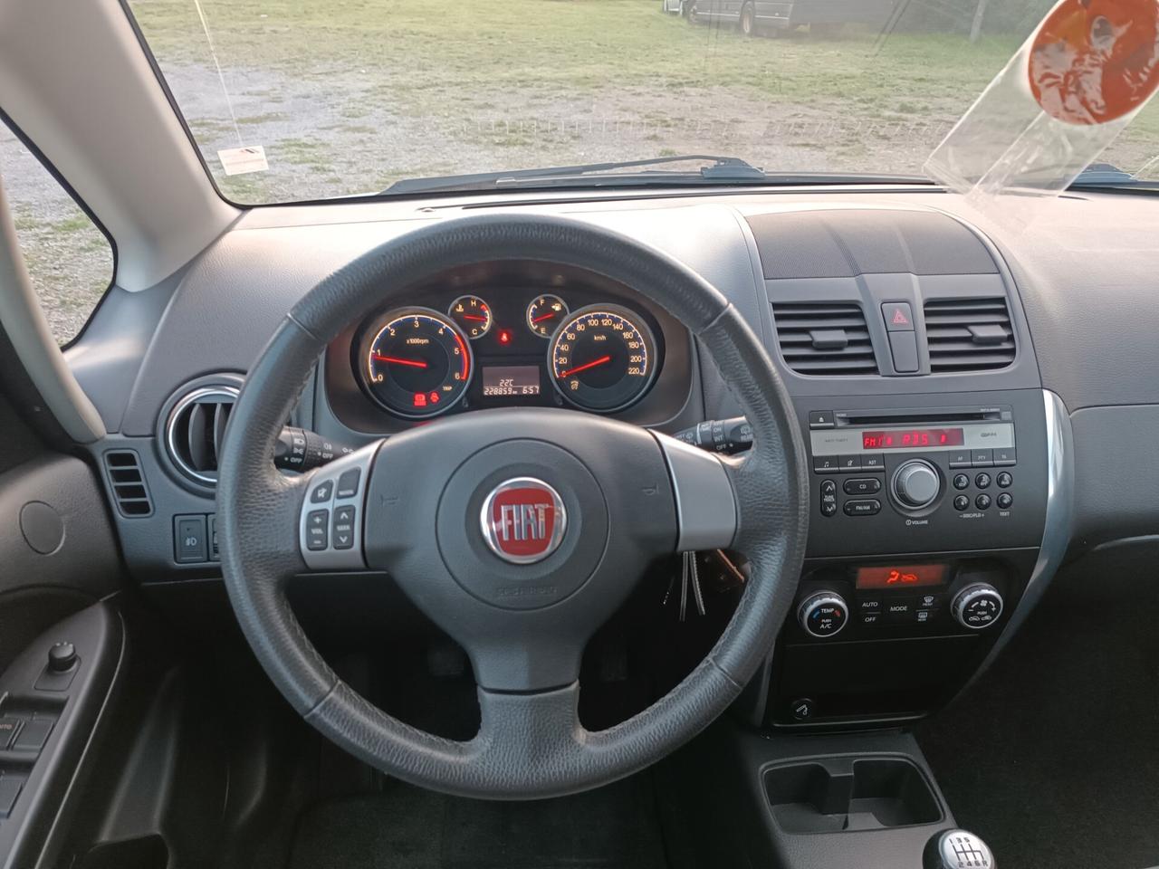 Fiat Sedici 2.0 MJT 16V DPF 4x4 Experience