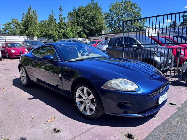 JAGUAR XK 4.2 V8 Coupé - TAGLIANDI UFFICIALI JAGUAR