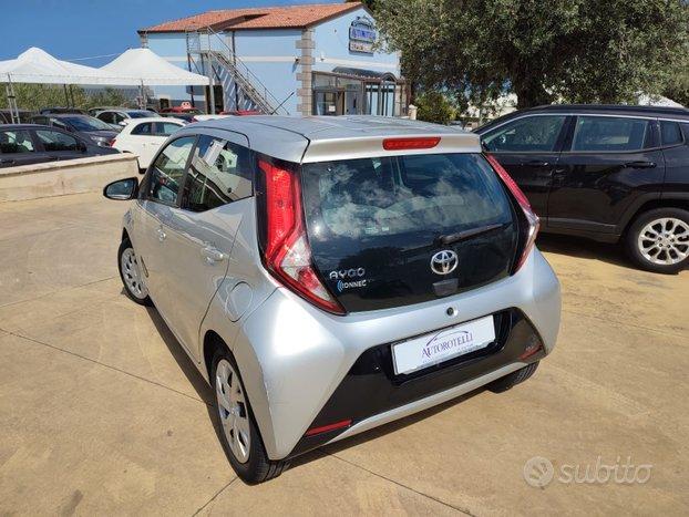 Toyota Aygo 1.0 72 cv X-business