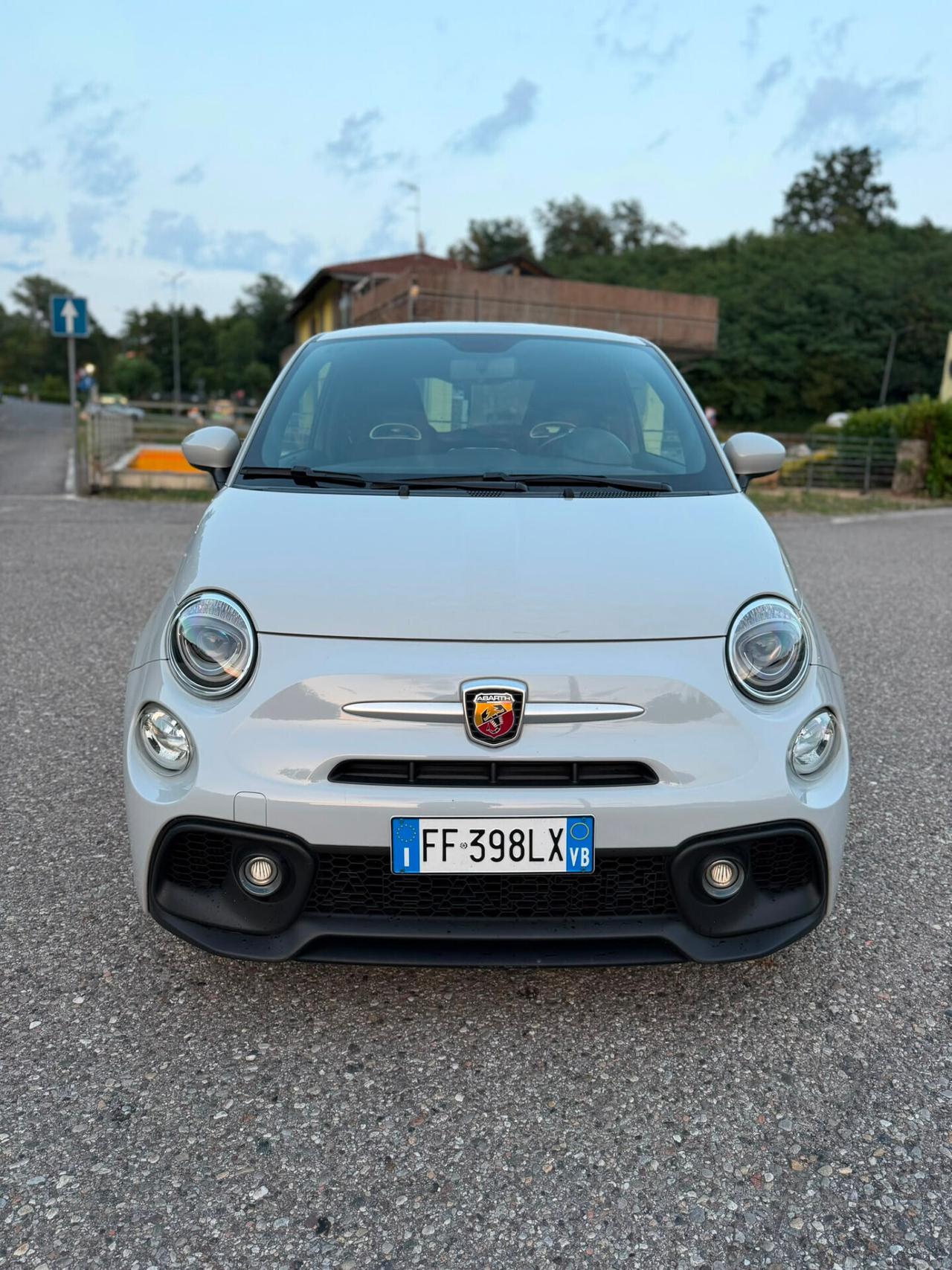 Abarth 595 1.4 Turbo T-Jet record monza
