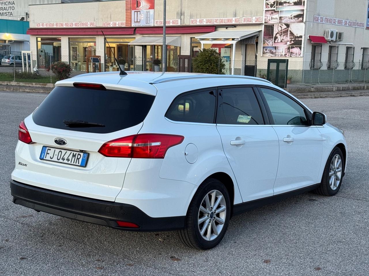 Ford Focus 1.5 diesel 2017 Autocarro N1 con posti