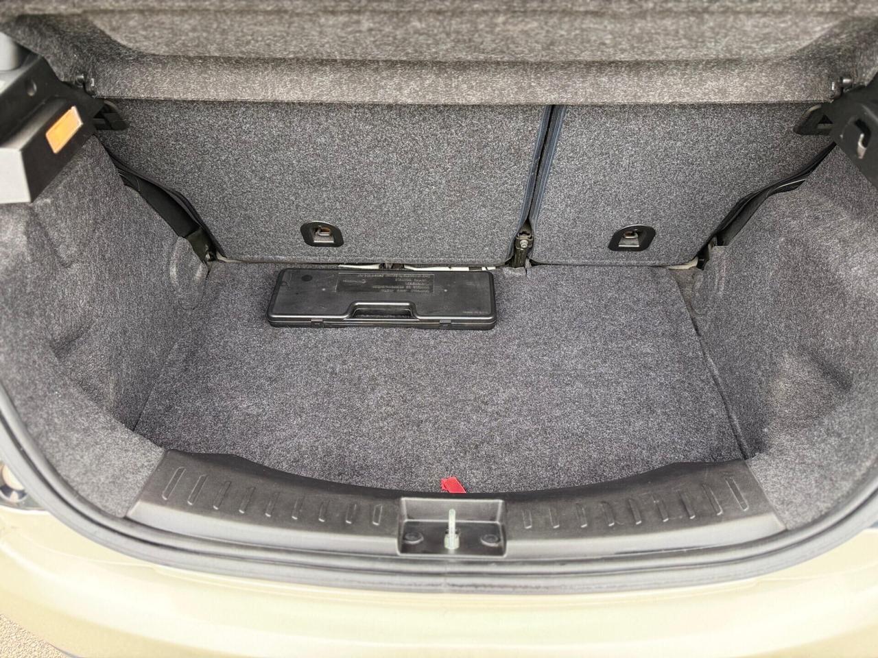 Lancia Ypsilon 1.2 69 CV S&S Platinum