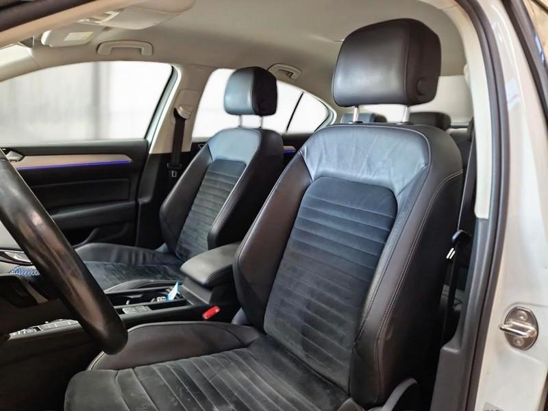 VOLKSWAGEN PASSAT 1.4 TSI DSG GTE 4 PORTE BERLINA
