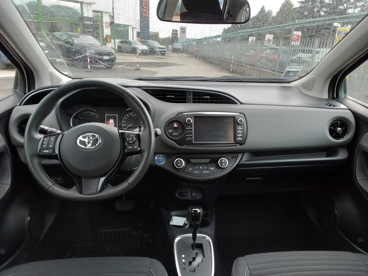 Toyota Yaris 1.5 Hybrid 5 porte Business