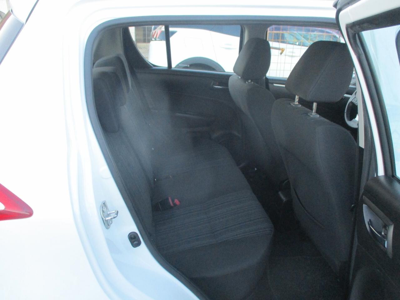 Suzuki Swift 1.3 DDiS 5 porte PARI AL NUOVO 2016