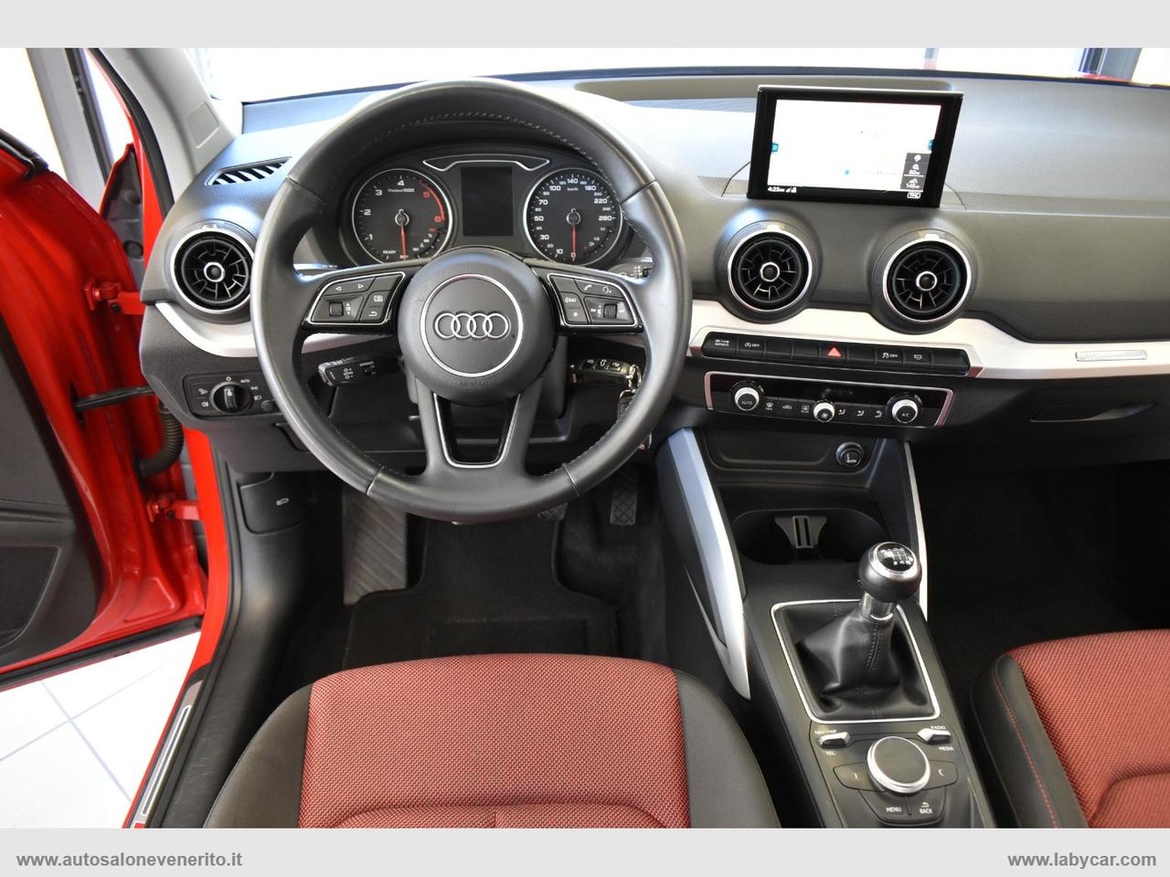 AUDI Q2 30 TDI S tronic Identity Black