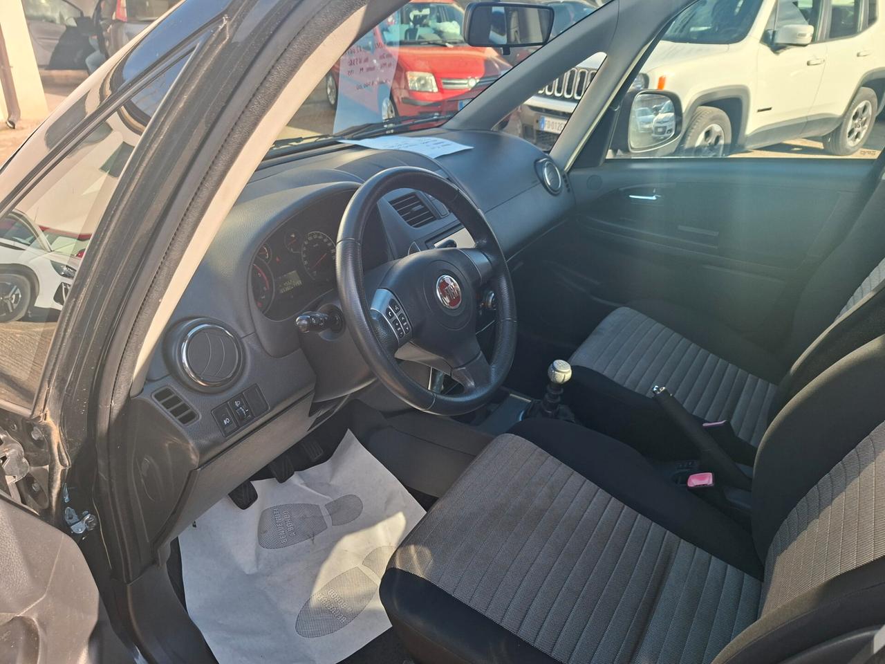 Fiat Sedici 2.0 MJT 16V DPF 4x4 Emotion