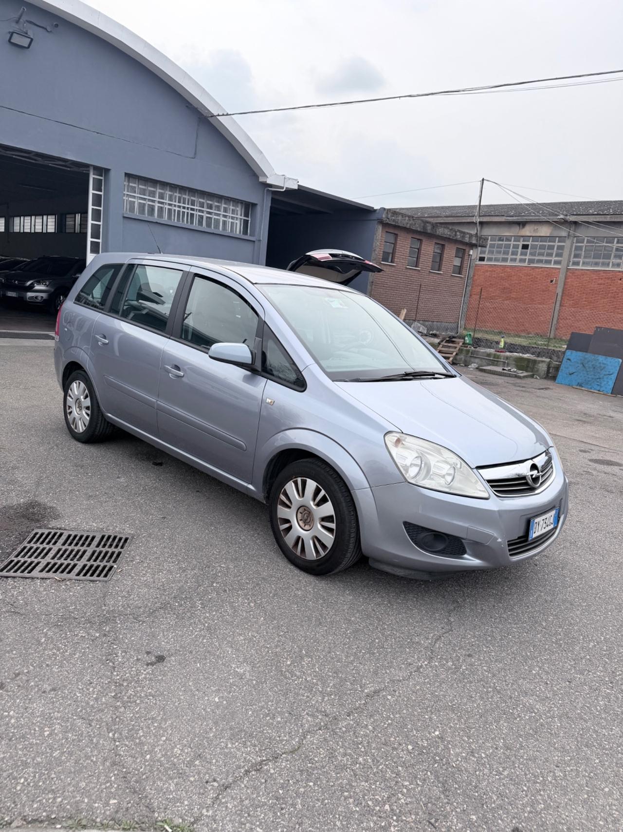 Opel Zafira 1.6 16V ecoM 94CV Cosmo