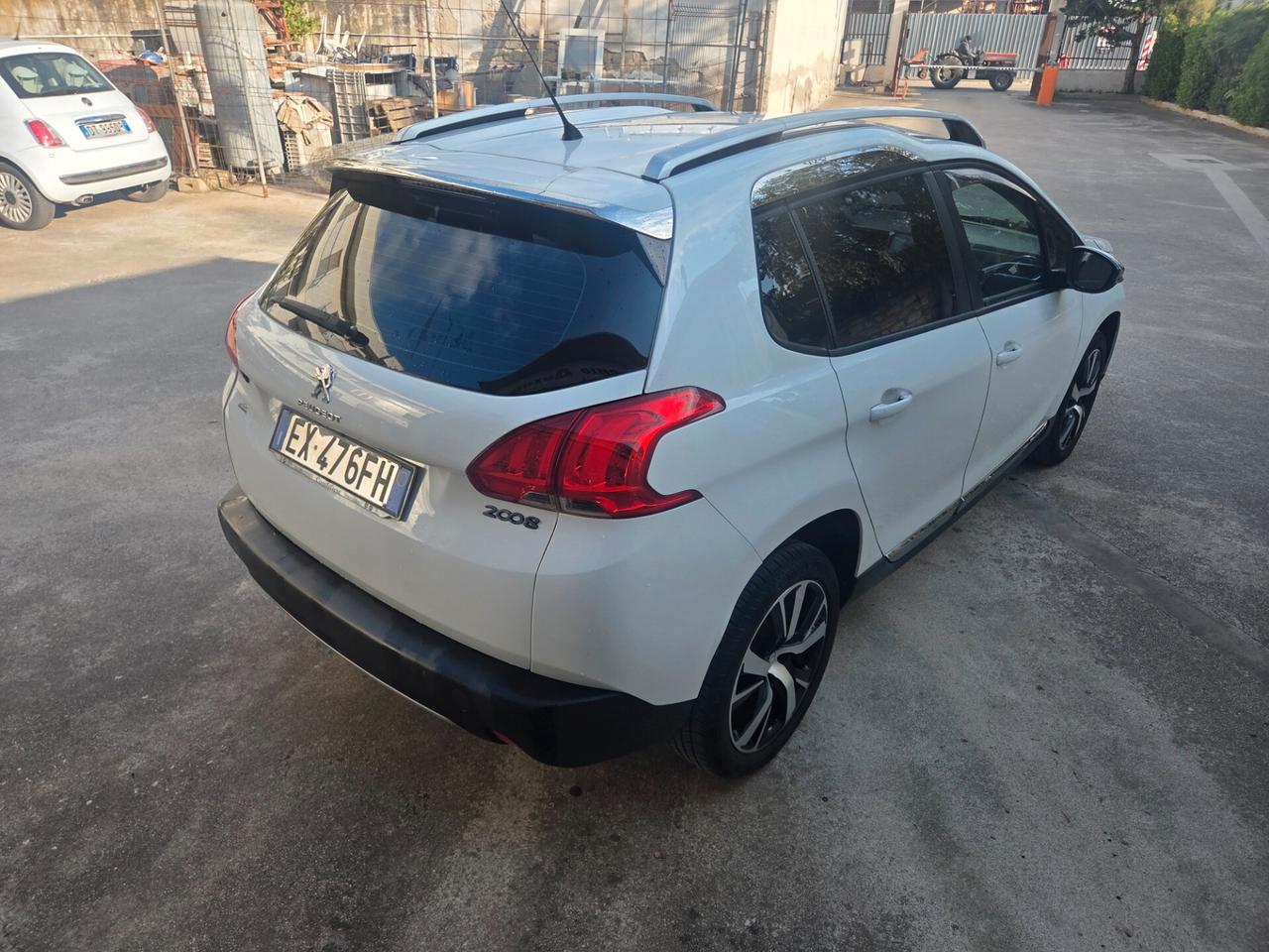 Peugeot 2008 1.4 HDi 68CV Allure