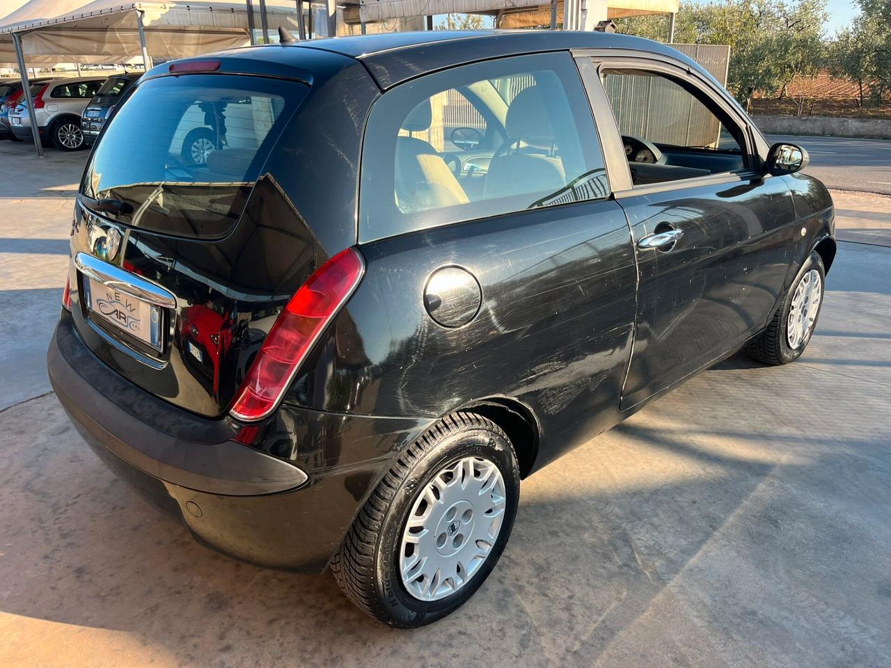 Lancia Ypsilon 1.2 Argento