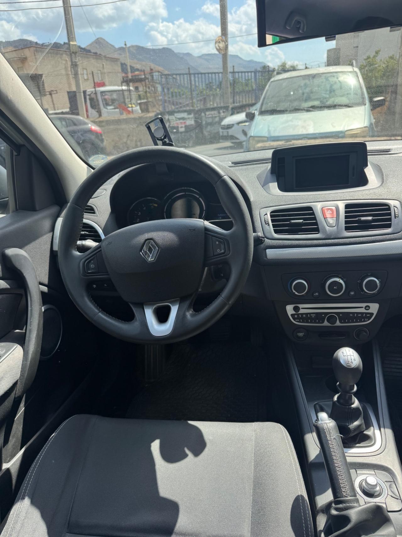 Renault Megane Mégane 1.5 dCi 110CV SporTour Dynamique