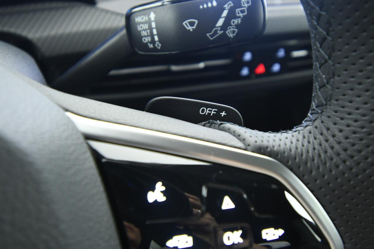 VOLKSWAGEN Golf 1.5 etsi evo R-Line 150cv dsg CAMERA+ALCANTARA+ACC+LED