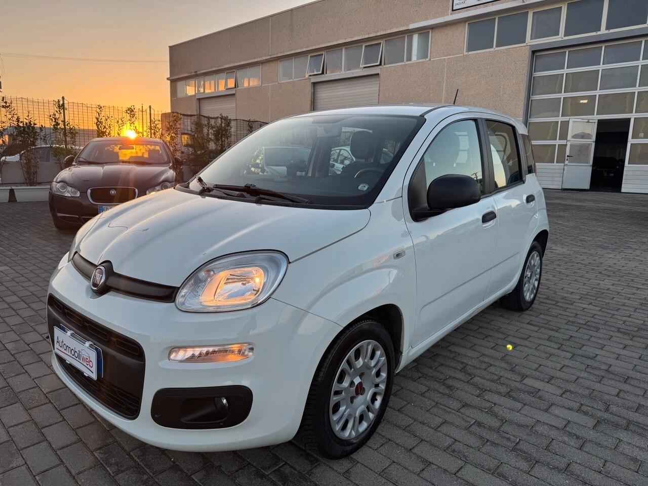 Fiat Panda 1.0 GSE S&S Hybrid Street Van 4 posti