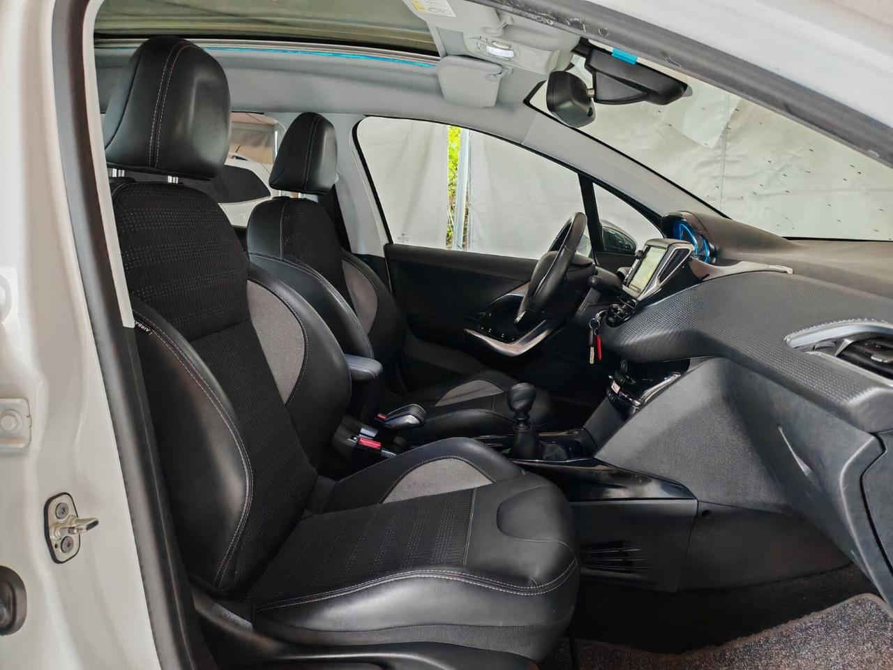 Peugeot 2008 BlueHDi 120 S&S Allure