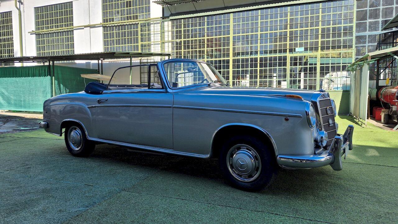 Mercedes-Benz 220 S Ponton Cabriolet W180 – 1957