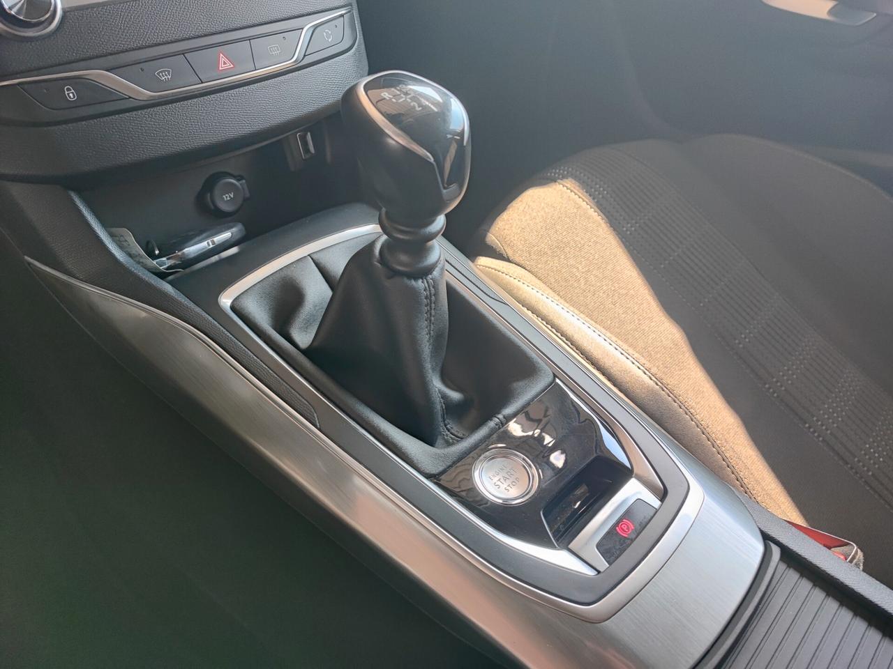 Peugeot 308 PureTech Turbo 130 S&S Allure