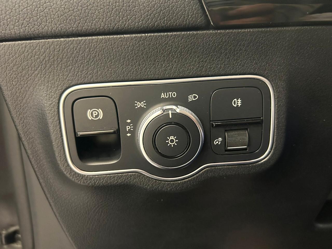 Mercedes B 180 d AMG Line Premium Plus 2023