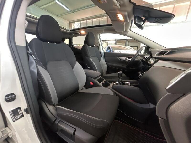 Nissan Qashqai 1.6 DIG-T N-Connecta