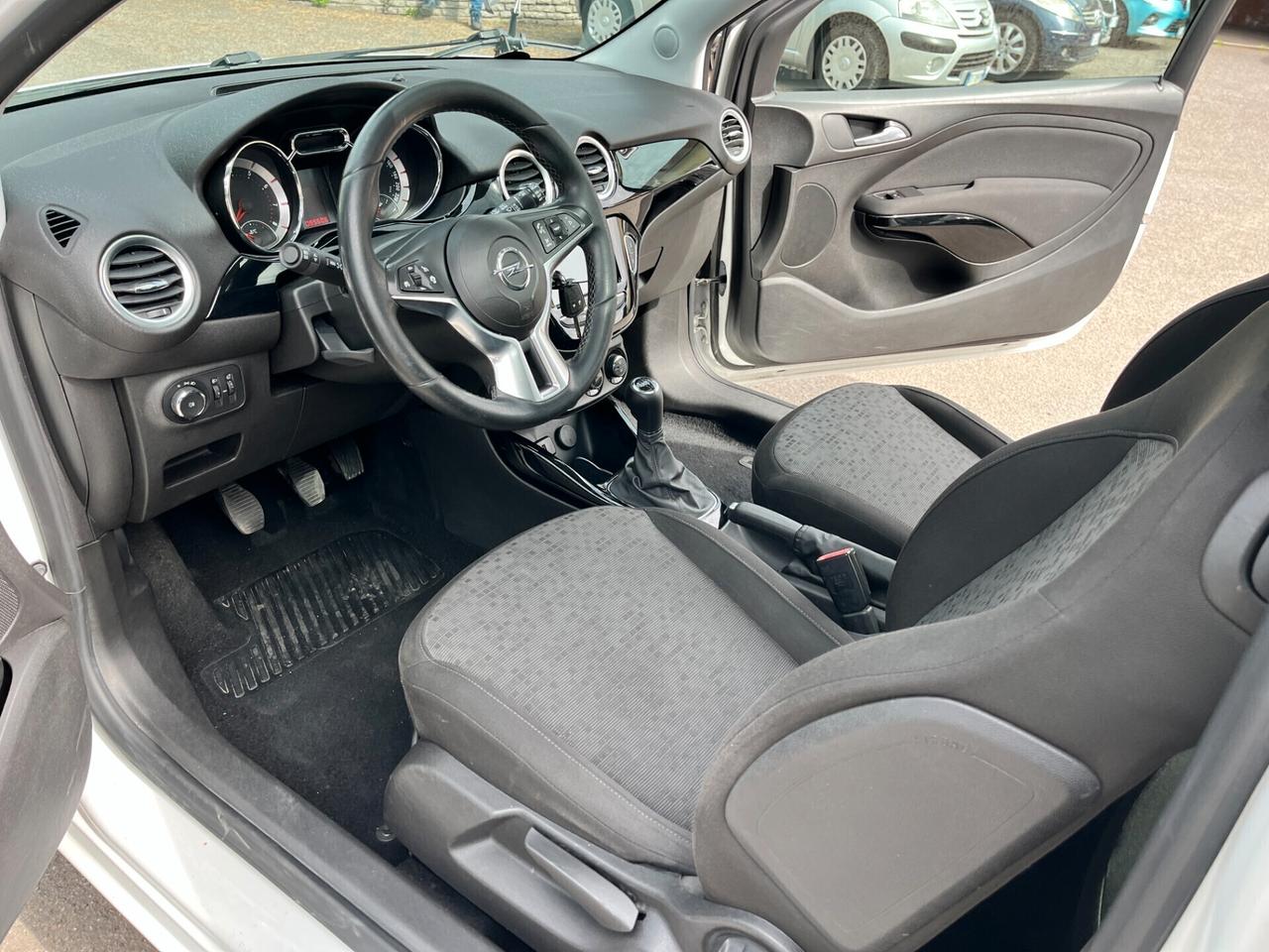 Opel Adam 1.2 70 CV