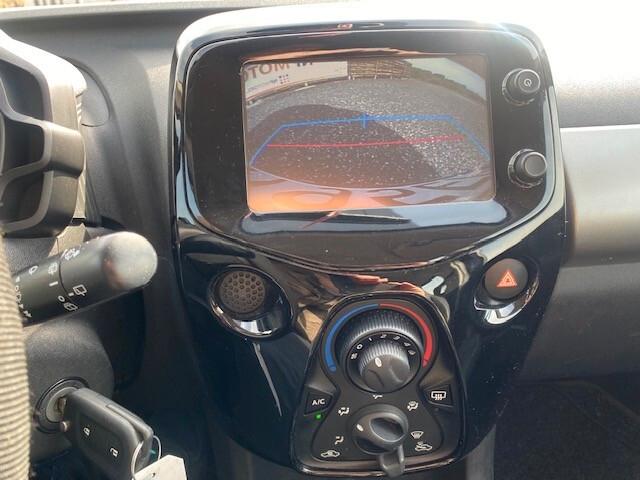 Peugeot 108 PureTech 82 5 porte Allure TOP!