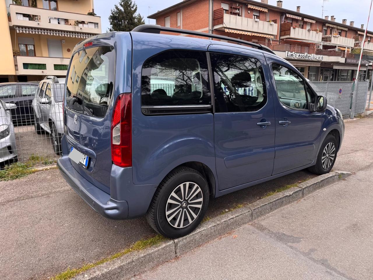 Peugeot Partner Tepee 1.6 HDi 92 CV garanzia 11 mesi